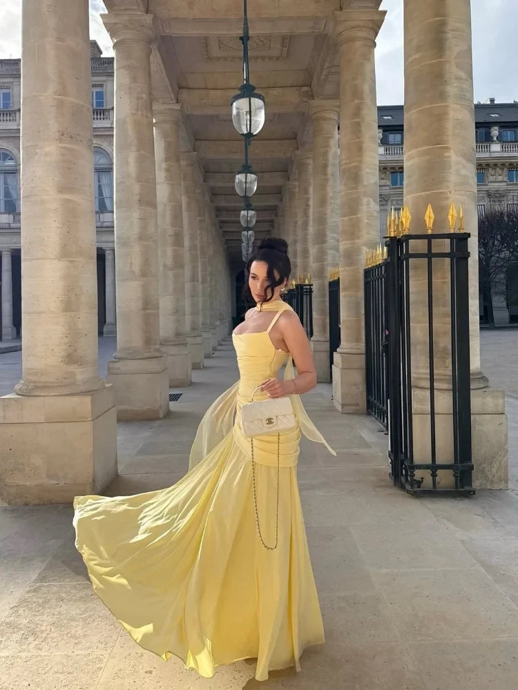 Vestido | Anabel , entallado en la cintura y acampanado